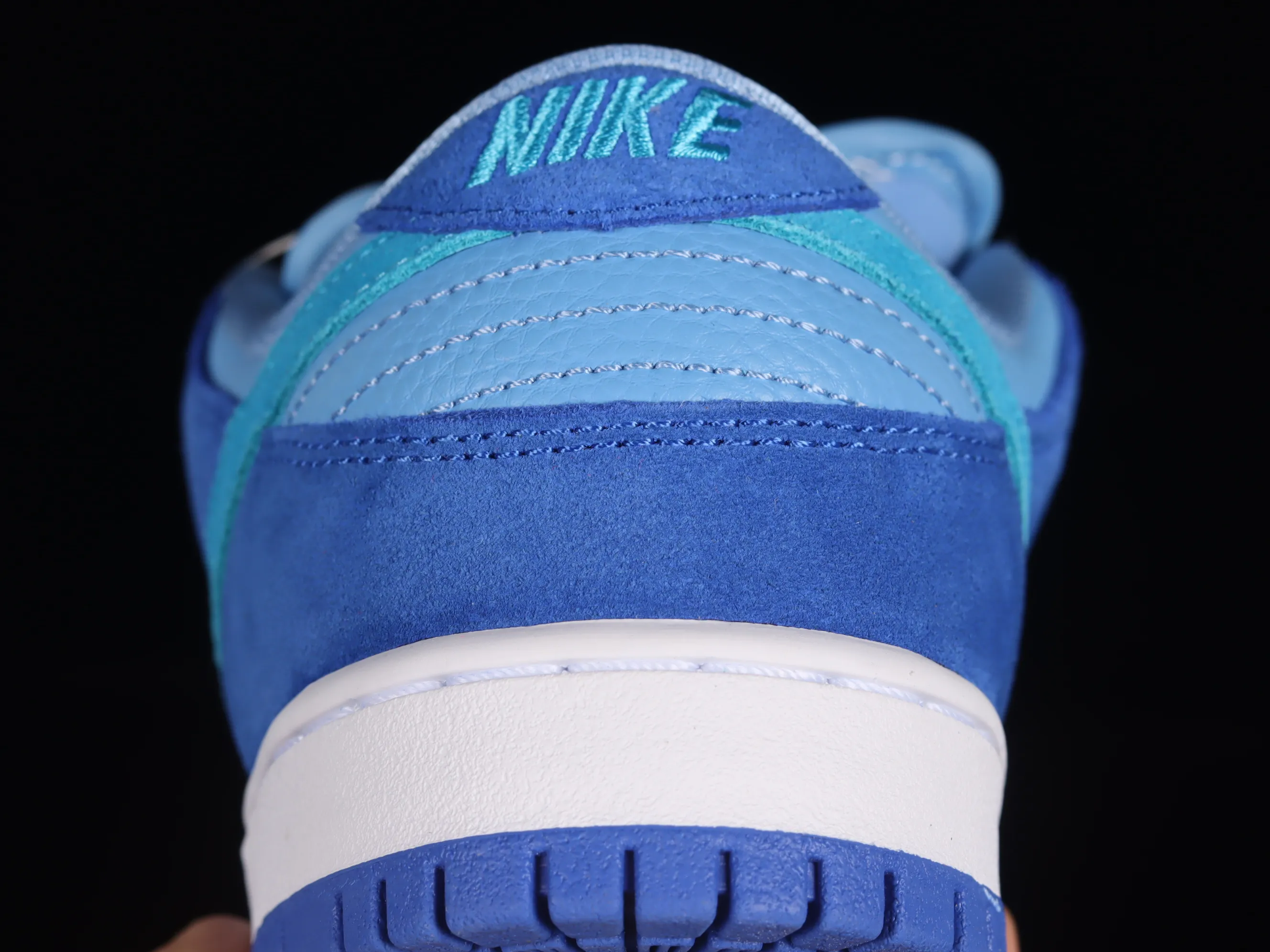 All categories Nk SB Dunk series Nk SB Dunk Low low-top sneakers F version Nk SB Dunk Low Blue Raspberry blue raspberry SB low-top sports and leisure sneakers DM0807-400